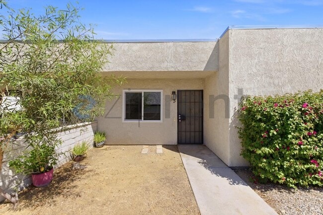 Building Photo - 34901 Marcia Rd