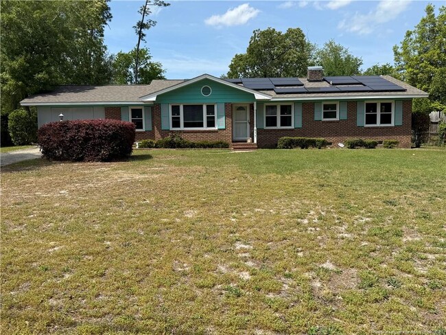 Photo - 611 Galloway Dr House