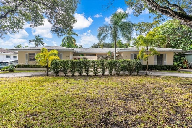 Photo - 1130 Cotorro Ave