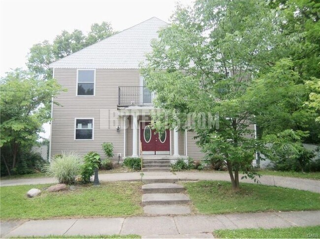 735 Ferguson 5BR/5BA (Dayton) - 735 Ferguson 5BR/5BA (Dayton) House