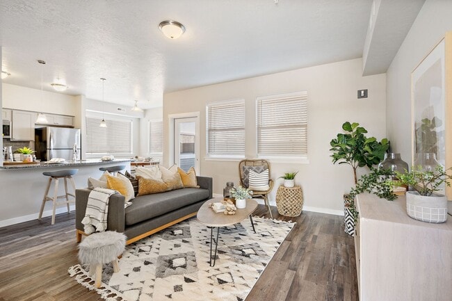 Brownstone Flats Apartments