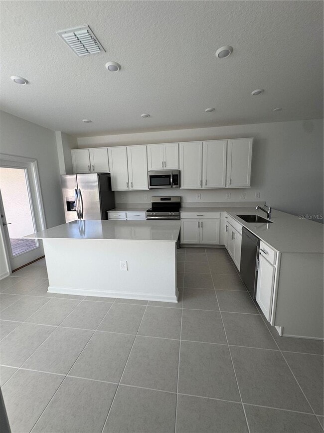 Photo - 1865 Fulfillment Dr