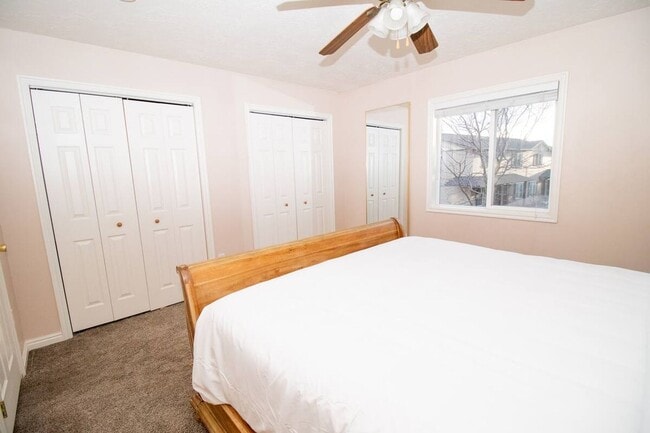 Photo - 592 Sunflower Rd