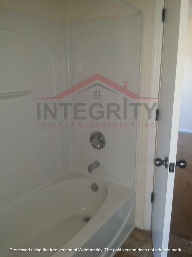 Photo - 3bed/2.5bath townhome in Jacksonville FL