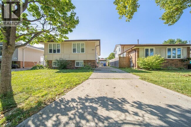 Photo - 9633 Avery Ln