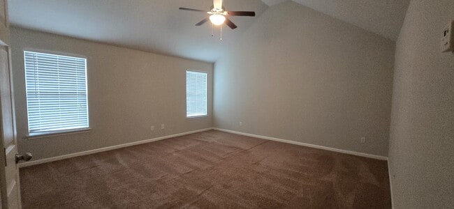 Photo - 4305 Fourth Rail Ln