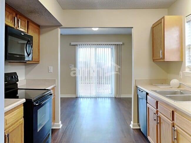 Photo - 1685 Willowview Ln