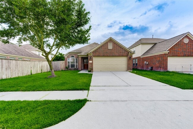 Building Photo - 14839 Fir Knoll Way Rental