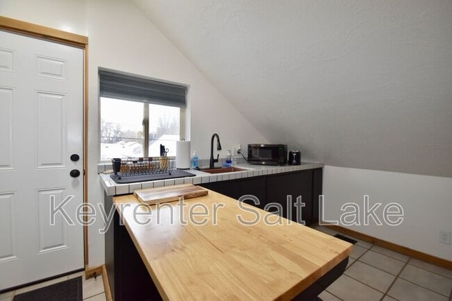 Photo - 1315 Washington Blvd Unit #2