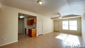 Photo - 7304 Trail Crossing