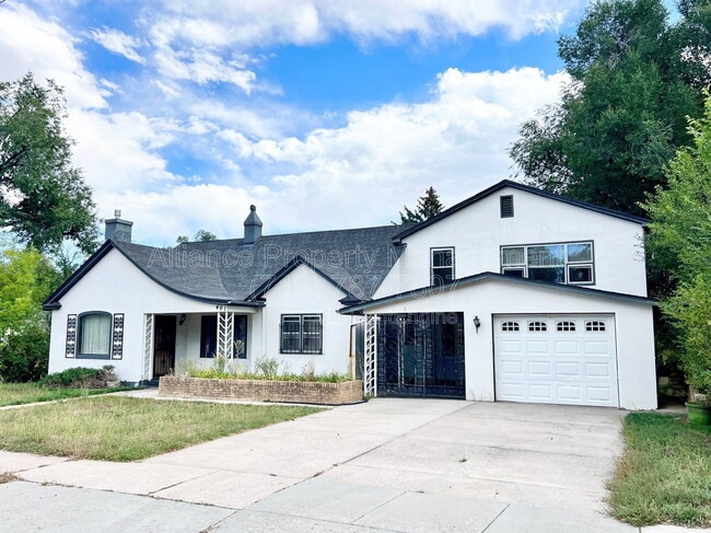 Photo - 401 Cheyenne Blvd