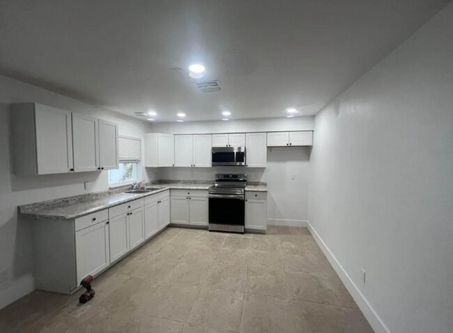 Photo - Carmen Ave - Fourplex