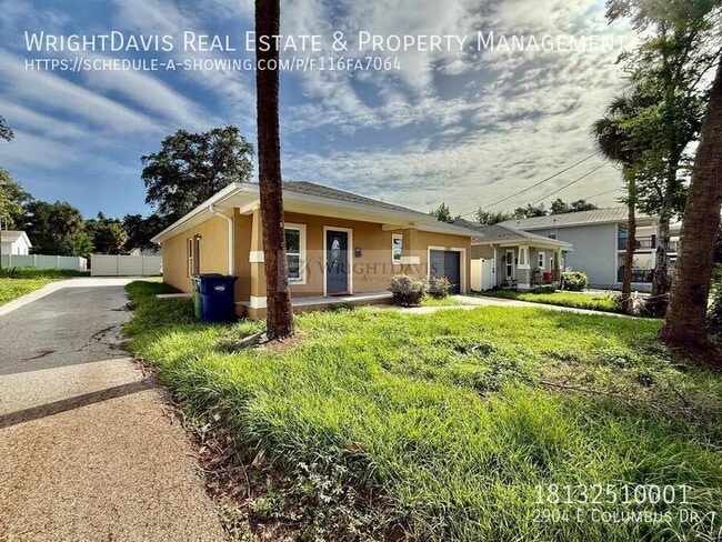 Photo - 2904 E Columbus Dr