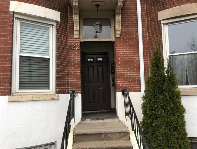 Photo - 122 London St Unit 2