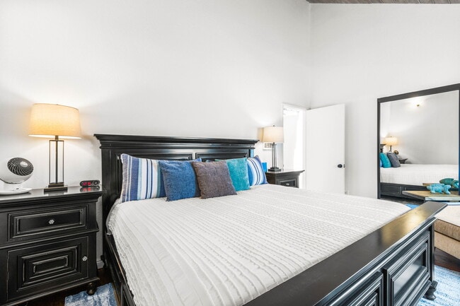 Photo - 727 Seacoast Dr Unit 727