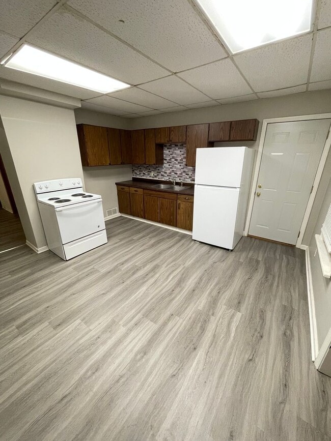 Photo - 410 N 52nd Ave W Unit #1