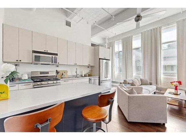 Building Photo - 700 N Washington Ave Unit 617 Rental
