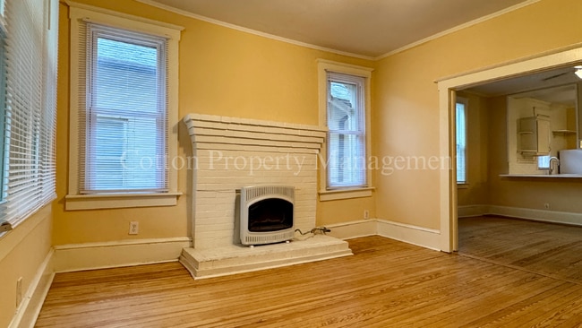 Photo - 315 S 15th St