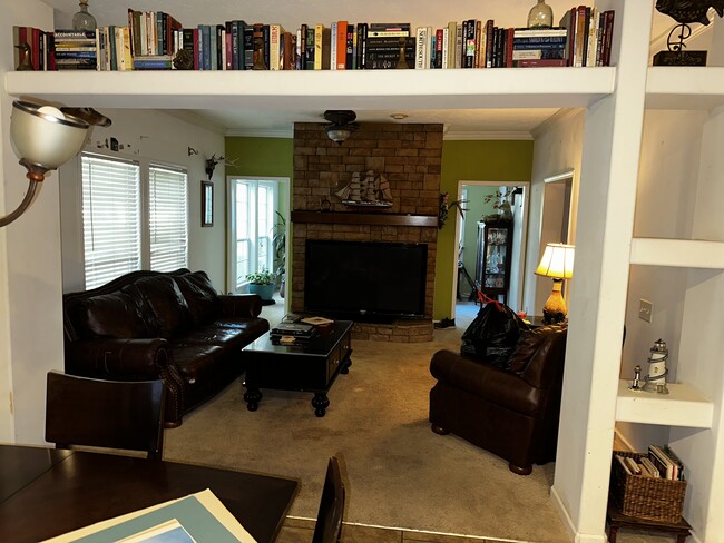 Photo - 2290 Ashland Rd