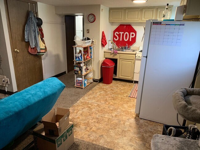 1916 8th Ave Unit 2