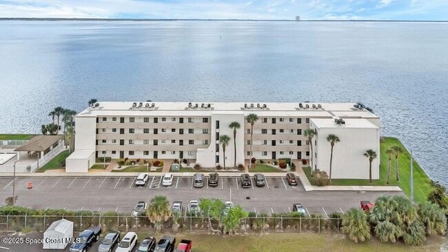 Building Photo - 2467 S Washington Ave Unit B111