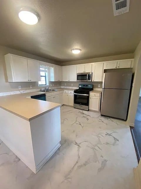 Photo - 605 Giddings St