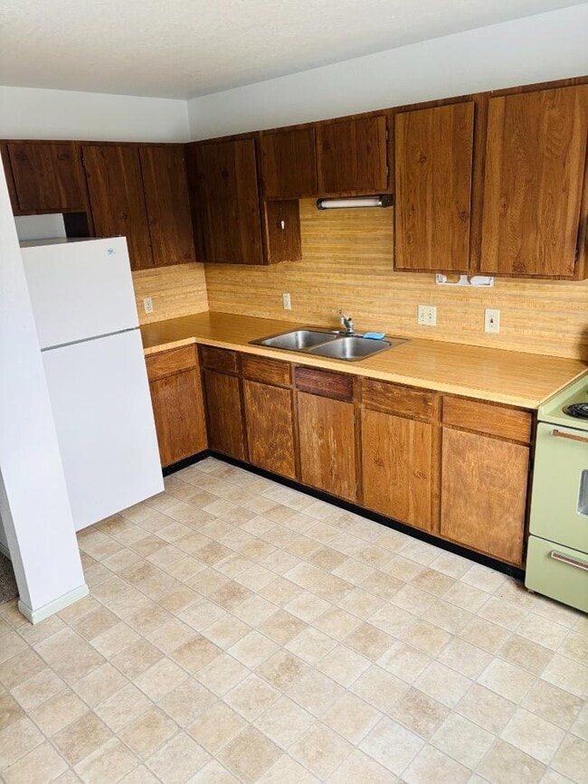 Building Photo - 1314 2nd St Rental