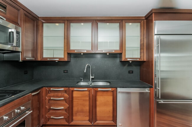 Photo - 440 N Wabash Ave