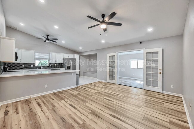 Photo - 6502 E Grandview Dr