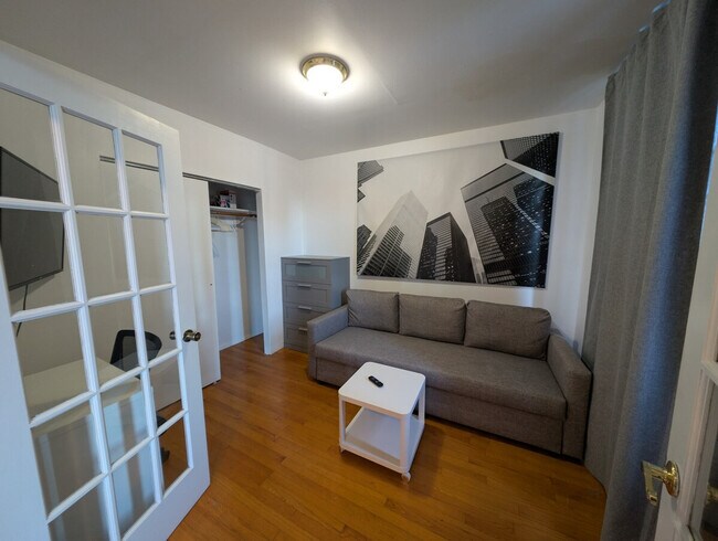329 E 94th St Unit SI ID1032055P