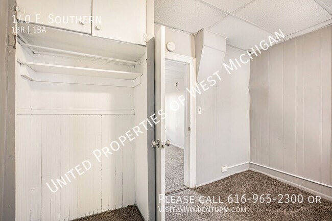 Photo - 140 E. Southern-