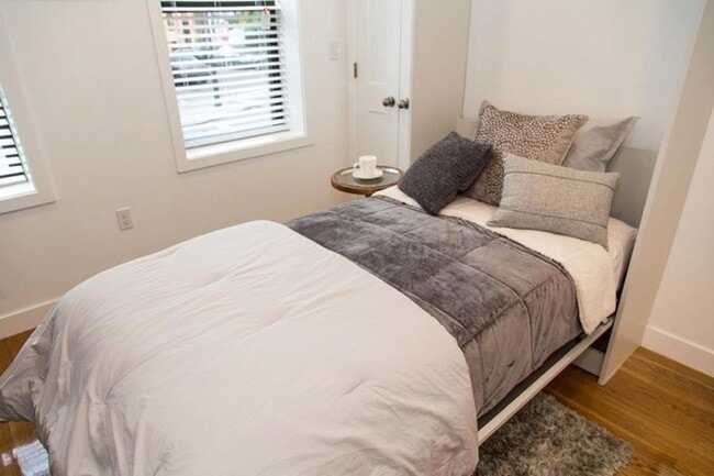 Photo - CHELSEA/BOSTON NO BROKER FEES!! BRAND NEW ... Unit 16-6
