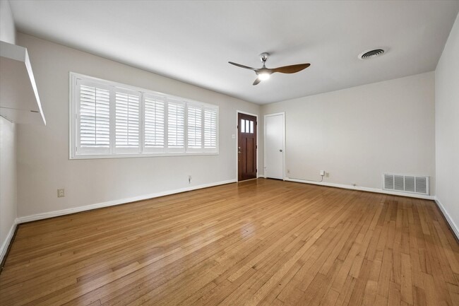 Photo - 5305 Judalon Ln