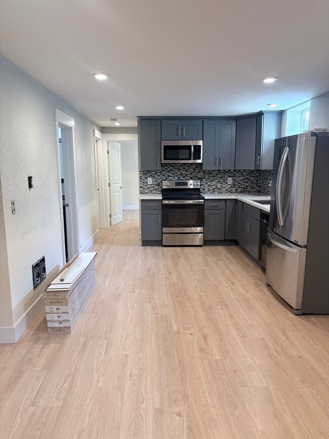 Building Photo - 3901 N Kiska St Unit B