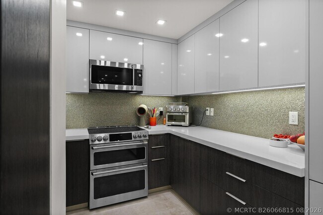 170 N Ocean Blvd Unit 209