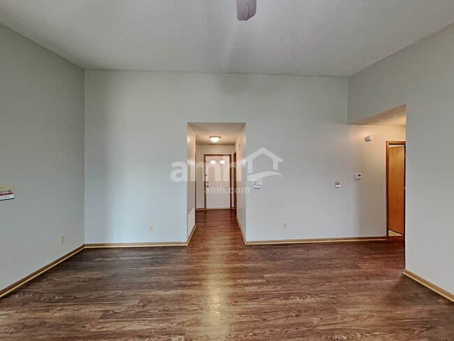 Photo - 1168 Fielding Ln