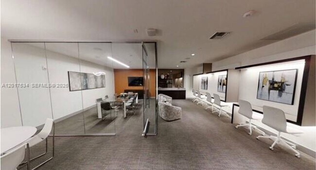 Photo - 5350 NW 84th Ave Unidad 5350 NW 84th Ave #1613