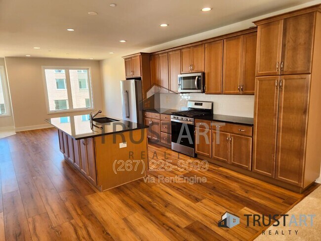 Photo - 3150 N Park Ave