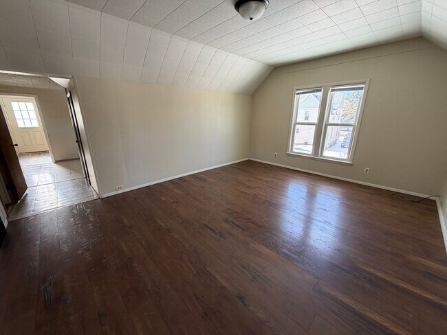 Photo - 825 Scott Ave Unidad Scott, 825A