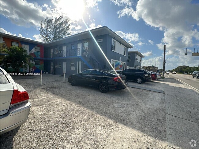 Building Photo - 6511 NW 12th Ave Unit 14 Rental