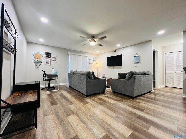 Photo - 6612 Willow Pointe Dr NW Unit A