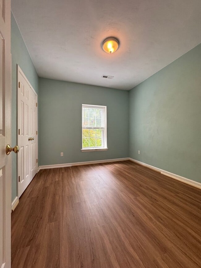Photo - Updated and Spacious 3BR 2Bath House for rent