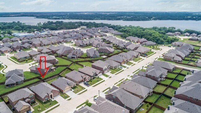 Photo - 932 Lake Cypress Ln