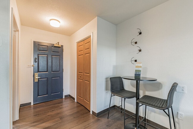 Dining - Flats at Haywood