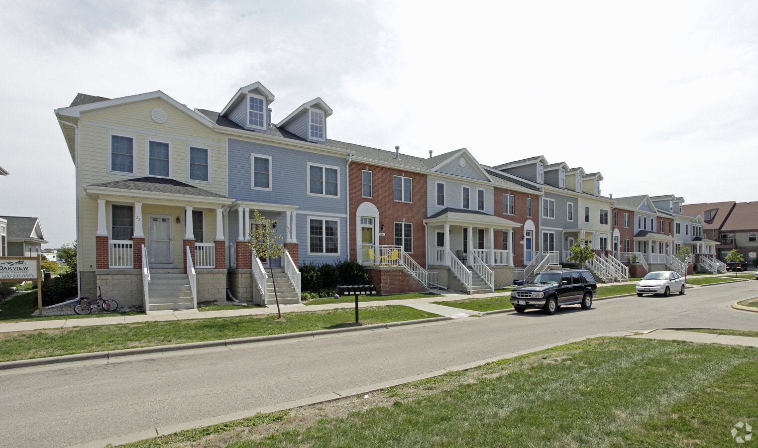 Photo - Oakview Garden Apartments