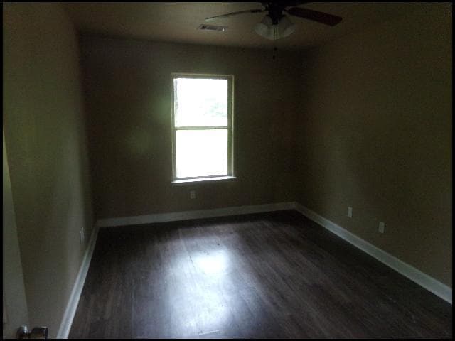 Photo - 264 Glenna Ln