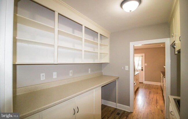 Photo - 429 S Washington St