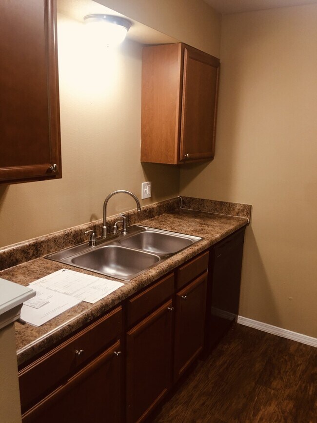 Photo - MacArthur Crossing