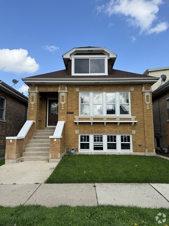 Building Photo - 2215 East Ave Rental