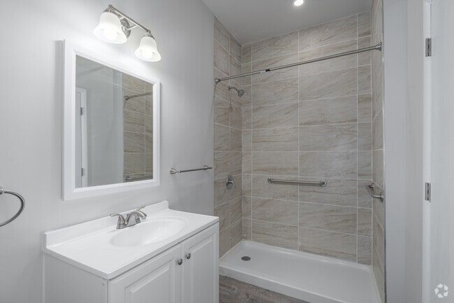 2BR, 1BA - 1188SF Bath